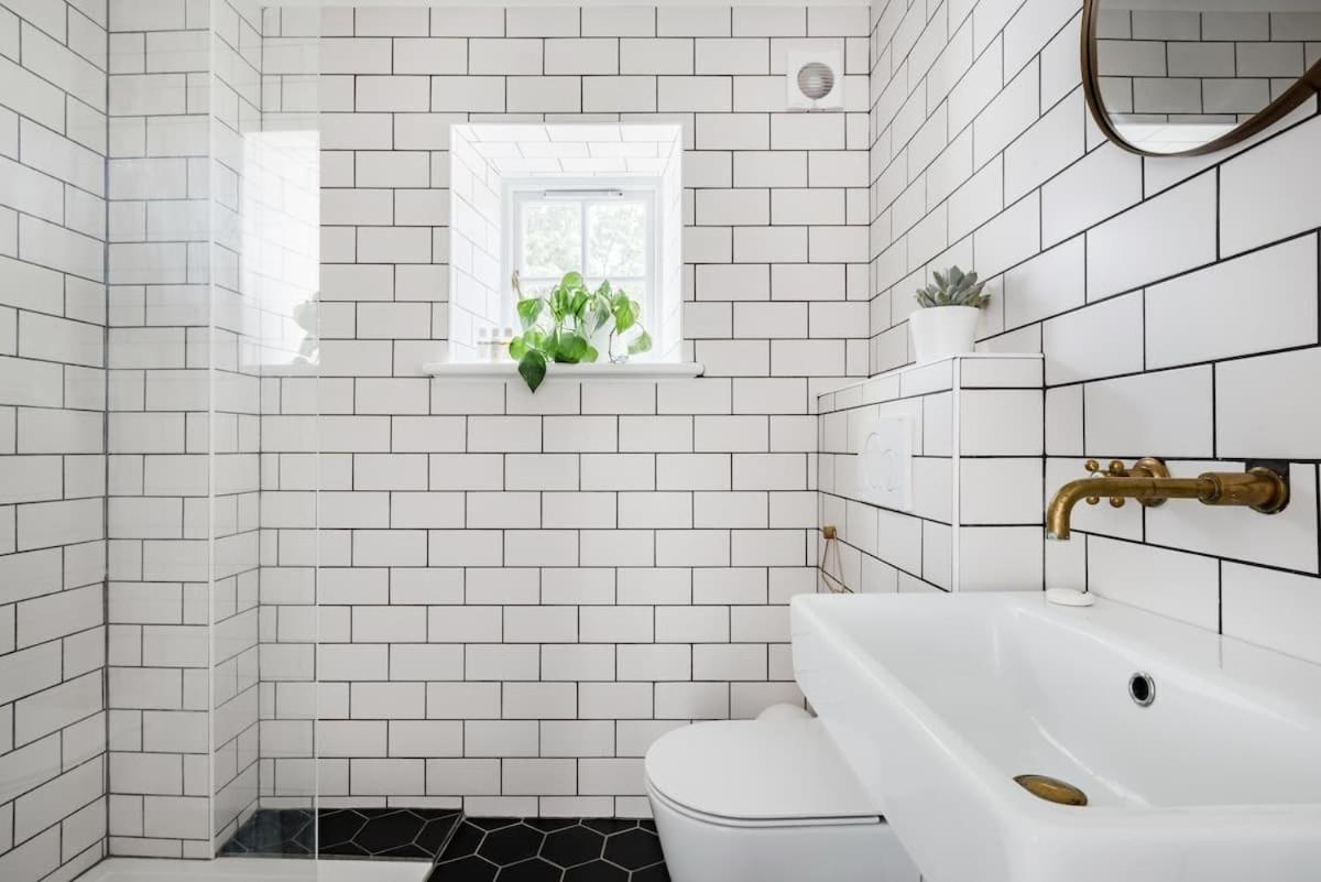 Central Georgian Townhouse With Free Parking Bath Ngoại thất bức ảnh