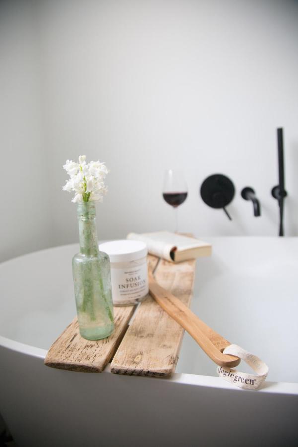 Central Georgian Townhouse With Free Parking Bath Ngoại thất bức ảnh